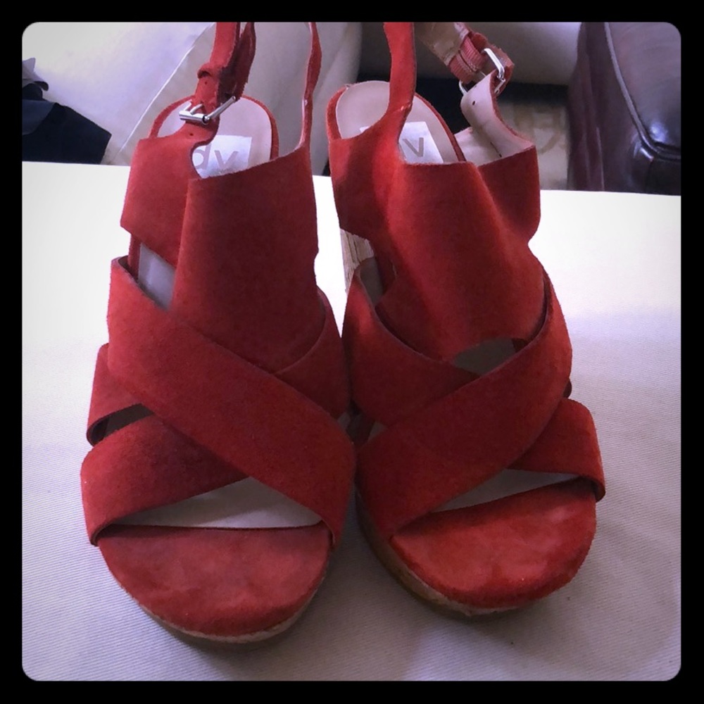 DV wedges